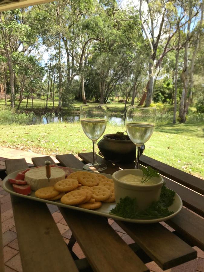 Noosa Lake Weyba Weyba Downs Exteriör bild